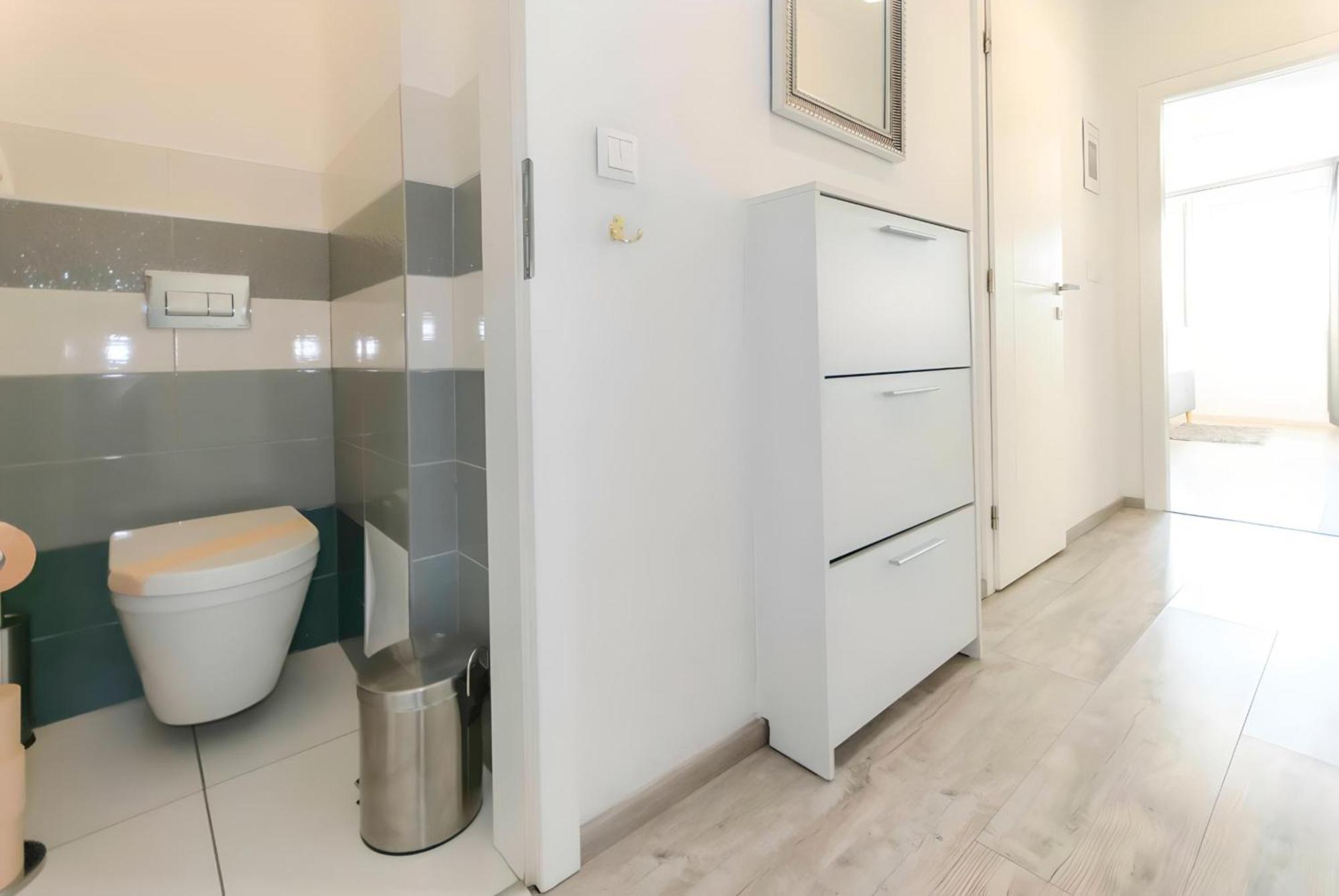 Big Wheel Panoramica Apartment Budapest Ngoại thất bức ảnh